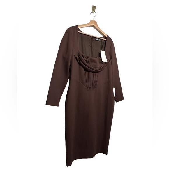 NWT LAVISH ALICE Margot Curve Cowl Corset Ponte Midi Dress Chocolate 16 - Picture 10 of 13